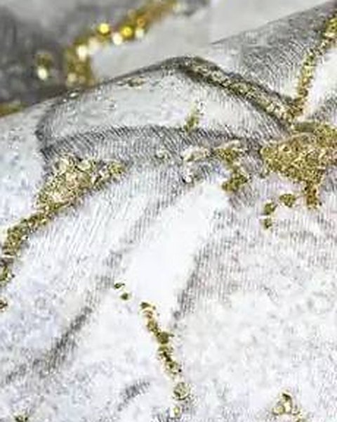 Grey Marble Gold wallpaper close-up