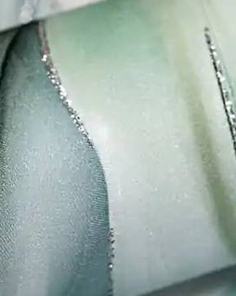 Sage Feather Flow wallpaper close-up